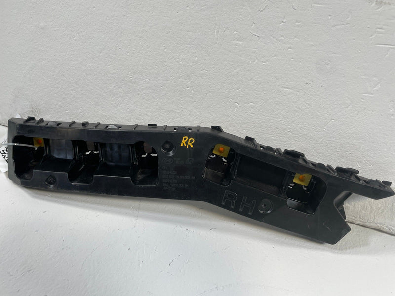 Load image into Gallery viewer, 2023-2025 HYUNDAI IONIQ 6 REAR RIGHT SIDE BUMPER MOUNT SUPPORT BRACKET # 109788
