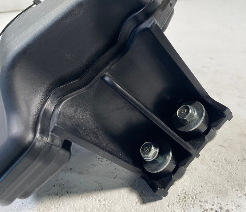 Load image into Gallery viewer, 2025 - 2026 ACURA ADX ENGINE AIR INTAKE RESONATOR CHAMBER 17236-6VJ-A00 # 113950
