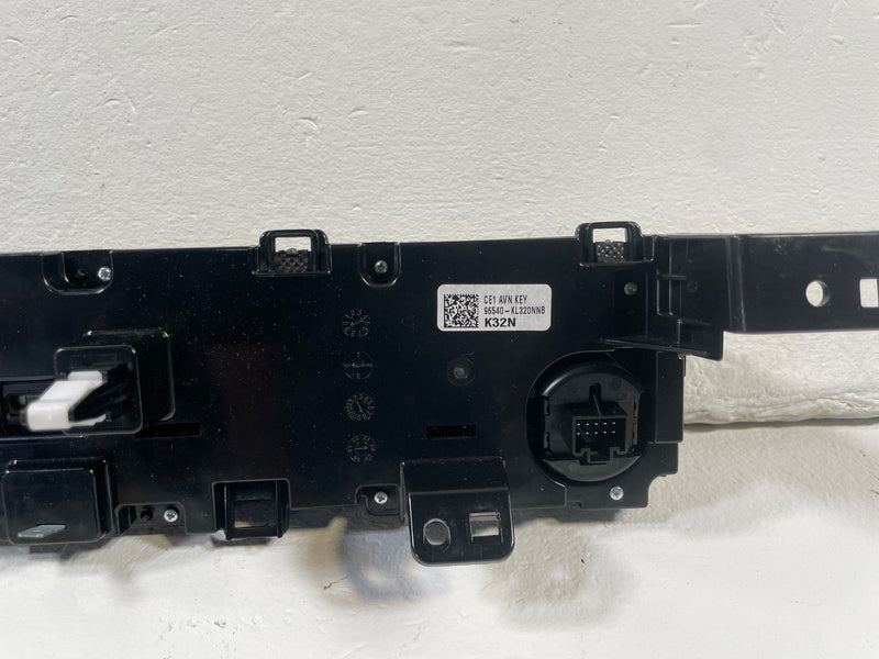 Load image into Gallery viewer, 2023-2025 HYUNDAI IONIQ 6 DASH AC HVAC HEATER TEMPERATURE CONTROL SWITCH #109798
