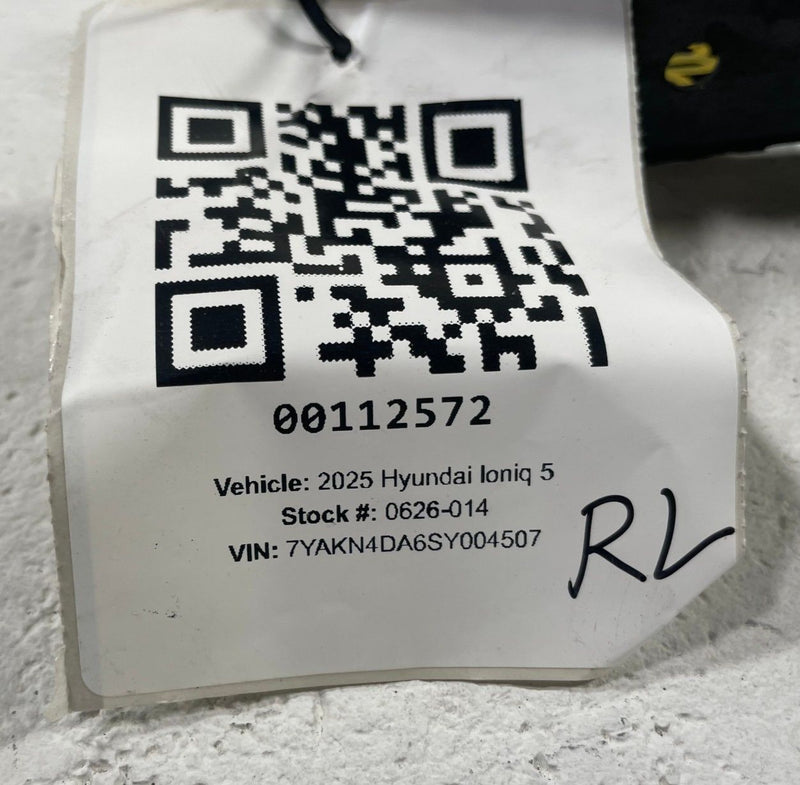 Load image into Gallery viewer, 2025-2026 HYUNDAI IONIQ 5 REAR LEFT OR RIGHT SIDE TRAILING CONTROL ARM # 112572

