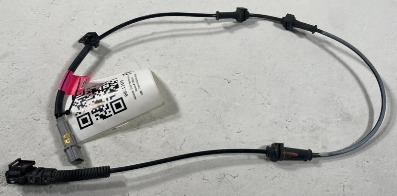 Load image into Gallery viewer, 2025-2026 HYUNDAI IONIQ 5 FRONT RIGHT PASSENGER ABS WHEEL SPEED SENSOR # 112579

