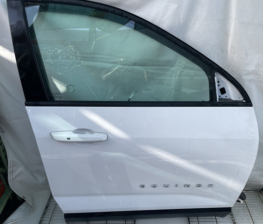 CHEVROLET EQUINOX FRONT RIGHT DOOR SHELL ASSEMBLY WHITE (WA8624) 25-26 