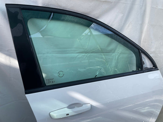 CHEVROLET EQUINOX FRONT RIGHT DOOR SHELL ASSEMBLY WHITE (WA8624) 25-26