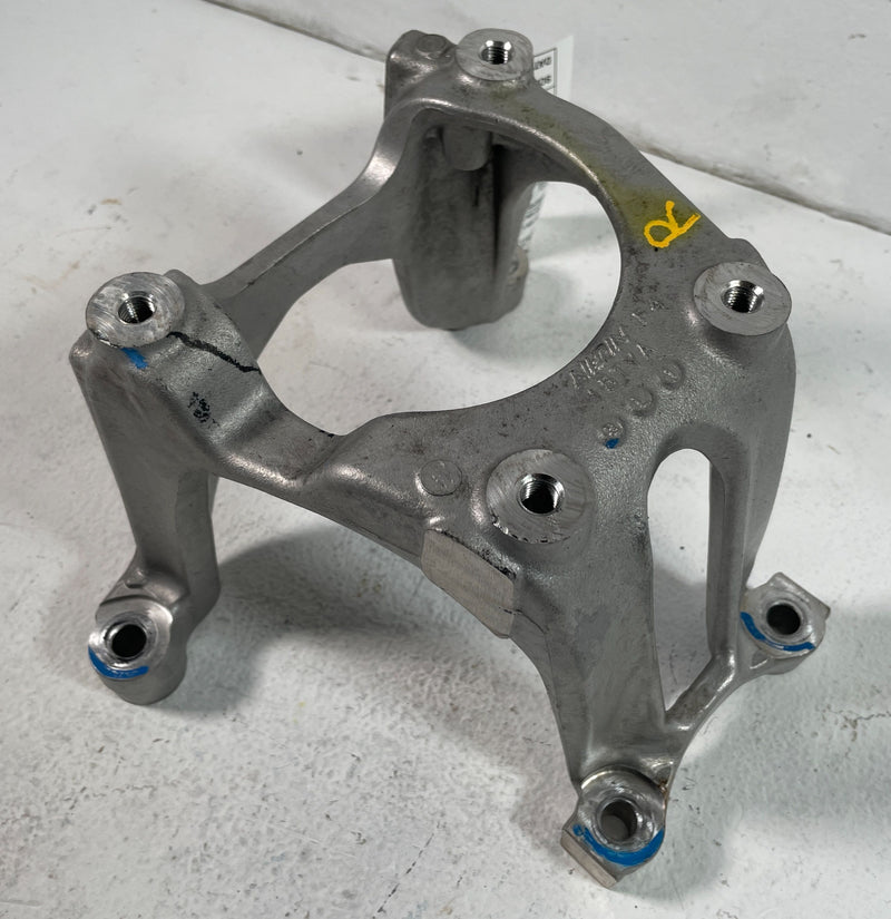 Load image into Gallery viewer, 2023 - 2025 HONDA PILOT REAR ENGINE MOTOR MOUNT SUPPORT BRACKET # 105850
