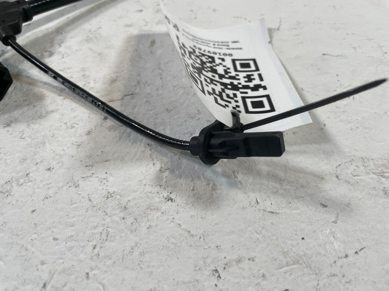 Load image into Gallery viewer, 23-25 HYUNDAI IONIQ 6 REAR RIGHT PASSENGER SIDE ABS WHEEL SPEED SENSOR # 109789
