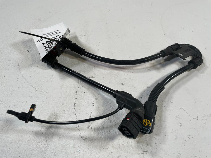 Load image into Gallery viewer, 2023-2025 HYUNDAI IONIQ 6 REAR LEFT DRIVER SIDE ABS WHEEL SPEED SENSOR # 109831
