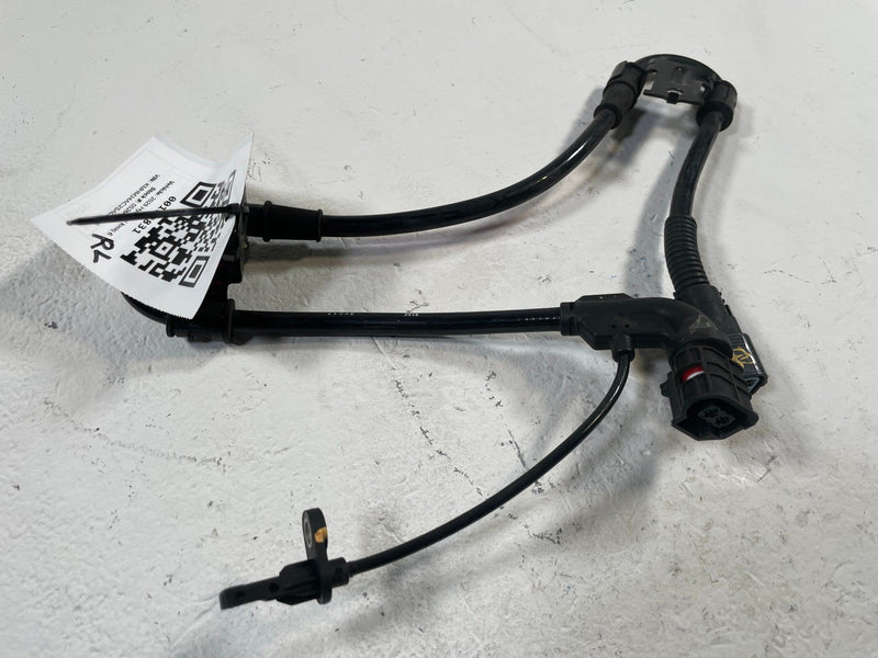 Load image into Gallery viewer, 2023-2025 HYUNDAI IONIQ 6 REAR LEFT DRIVER SIDE ABS WHEEL SPEED SENSOR # 109831
