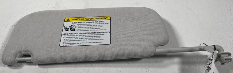 Load image into Gallery viewer, 2025 - 2026 HYUNDAI IONIQ 5 FRONT RIGHT SIDE SUN VISOR SUNVISOR GRAY # 112582

