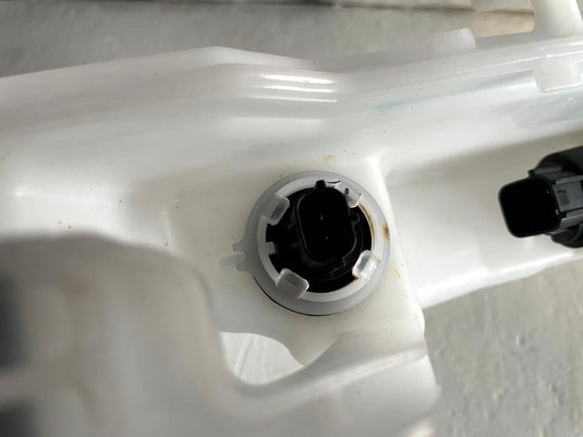 21-26 GENESIS G70 WINDSHIELD WASHER FLUID RESERVOIR TANK BOTTLE W/ NECK