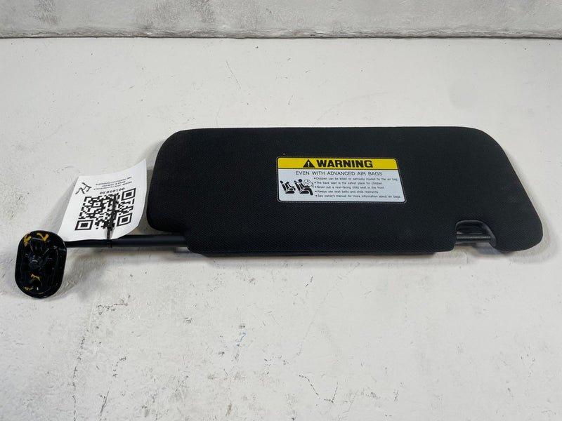 Load image into Gallery viewer, 2023-2025 HYUNDAI IONIQ 6 FRONT LEFT SIDE SUN VISOR SUNVISOR BLACK # 109830
