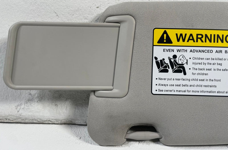Load image into Gallery viewer, 2020 - 2025 MAZDA CX-5 FRONT RIGHT PASSENGER SIDE SUNVISOR SUN VISOR # 111156
