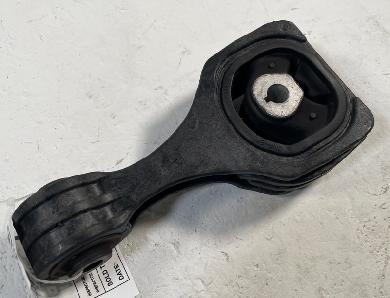 Load image into Gallery viewer, 2025 - 2026 ACURA ADX LOWER ENGINE MOTOR TORQUE ROD MOUNT BRACKET # 113948
