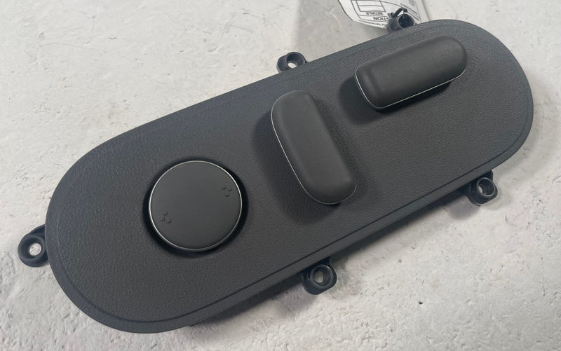 Load image into Gallery viewer, 2025-2026 HYUNDAI IONIQ 5 FRONT LEFT SIDE SEAT ADJUSTMENT CONTROL SWITCH #112593
