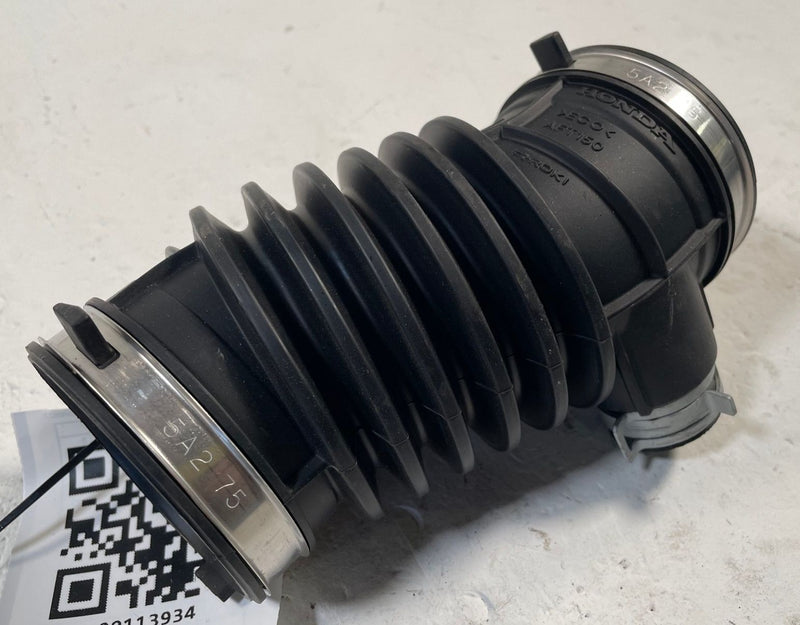 Load image into Gallery viewer, 2025 - 2026 ACURA ADX ENGINE AIR INTAKE HOSE TUBE 17226-6VJ-A00 # 113934

