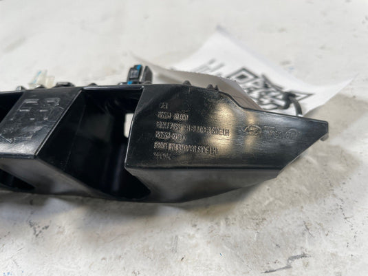 2023-2025 HYUNDAI IONIQ 6 FRONT LEFT SIDE BUMPER MOUNT SUPPORT BRACKET