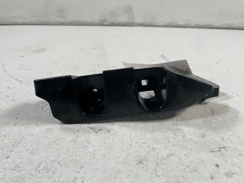 Load image into Gallery viewer, 2023-2025 HYUNDAI IONIQ 6 FRONT LEFT SIDE BUMPER MOUNT SUPPORT BRACKET # 109824
