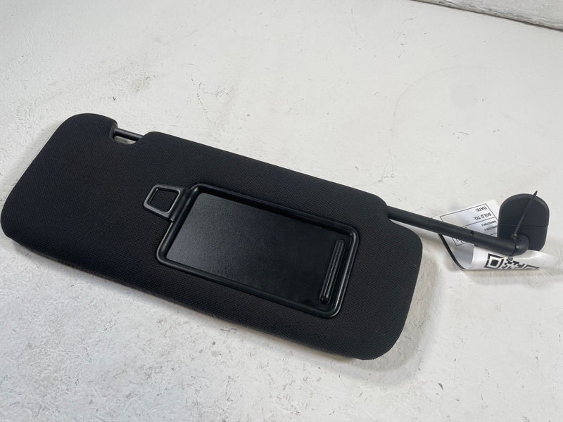 Load image into Gallery viewer, 2023-2025 HYUNDAI IONIQ 6 FRONT RIGHT SIDE SUN VISOR SUNVISOR BLACK # 109828
