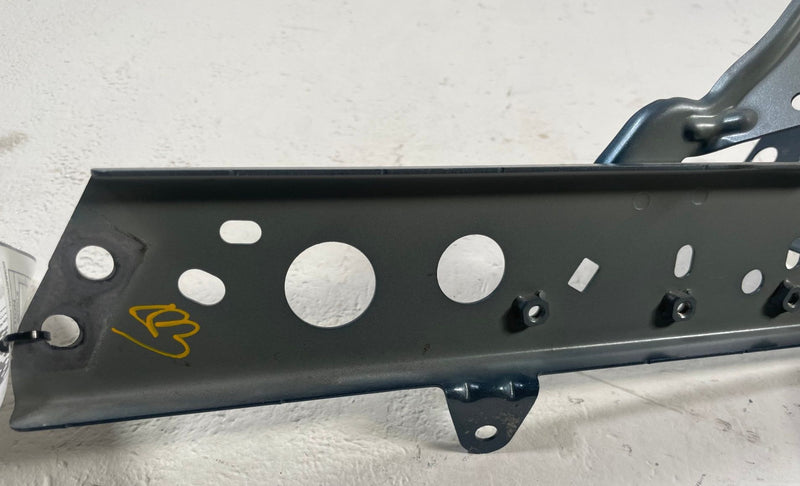 Load image into Gallery viewer, 17-25 MAZDA CX-5 FRONT RIGHT SIDE FENDER LOWER MOUNT SUPPORT BRACKET BLUE 111157
