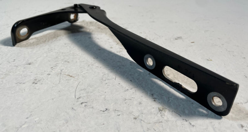 Load image into Gallery viewer, 2016-2022 ACURA ILX FRONT LEFT &amp; RIGHT SIDE HOOD HINGE ASSEMBLY # 106990
