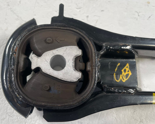 19-25 MAZDA CX-5 REAR ENGINE MOTOR TORQUE ROD MOUNT STRUT BRACKET 2.5L