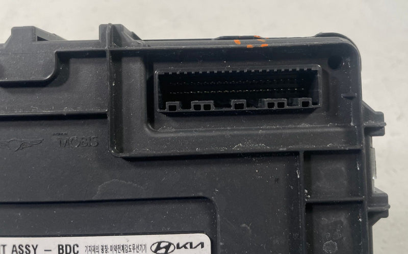 Load image into Gallery viewer, 2025 - 2026 HYUNDAI IONIQ 5 BCM BODY CONTROL MODULE UNIT 954A0-PI000 # 112558

