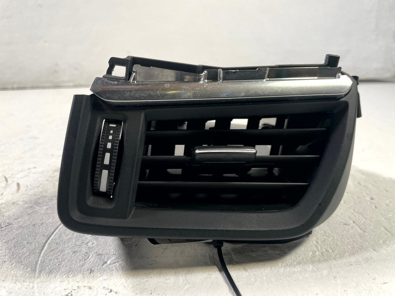 Load image into Gallery viewer, 2021-2023 ACURA TLX DASHBOARD LEFT OUTER A/C AIR VENT GRILLE TRIM # 108972
