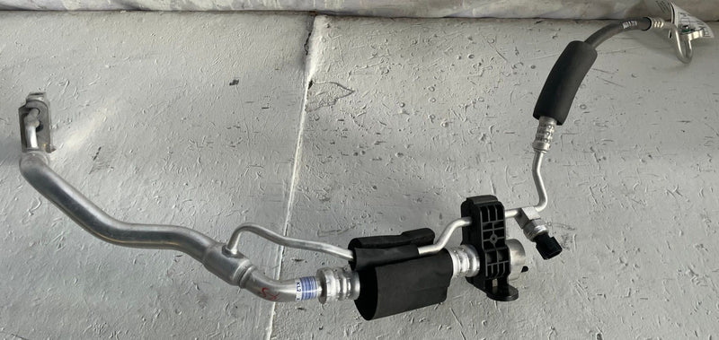 Load image into Gallery viewer, 2019-2026 GENESIS G70 AC A/C AIR CONDITIONING SUCTION &amp; LIQUID PIPE LINE #113899
