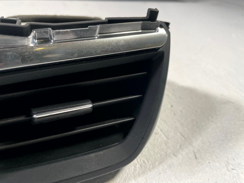 Load image into Gallery viewer, 2021-2023 ACURA TLX DASHBOARD LEFT OUTER A/C AIR VENT GRILLE TRIM # 108972

