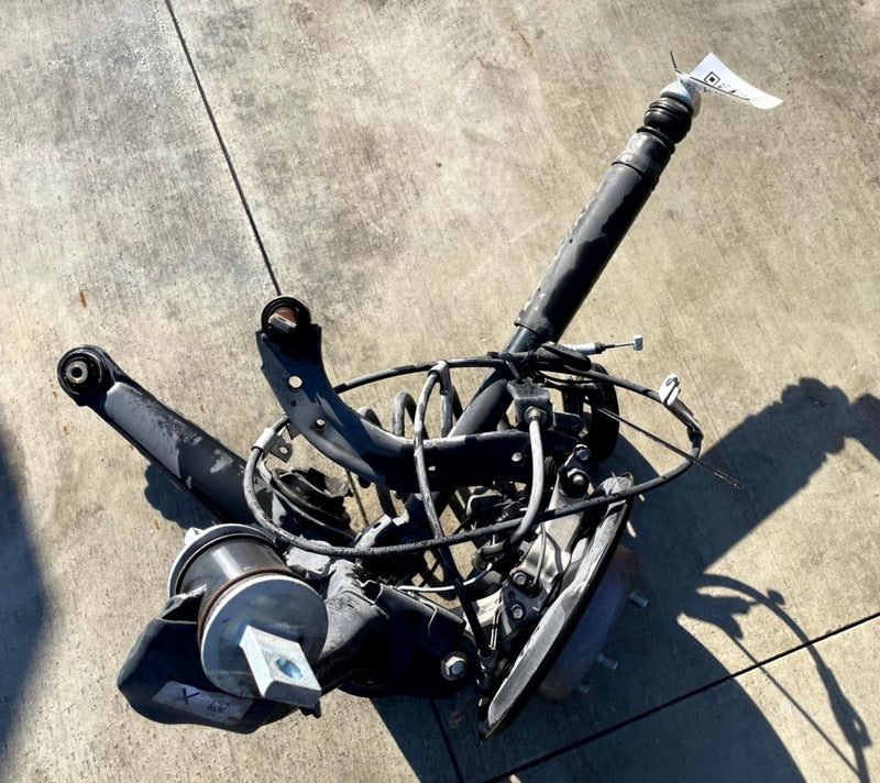 Load image into Gallery viewer, 2019 - 2022 ACURA ILX REAR LEFT DRIVER SIDE SUSPENSION KNEE ASSEMBLY # 107079
