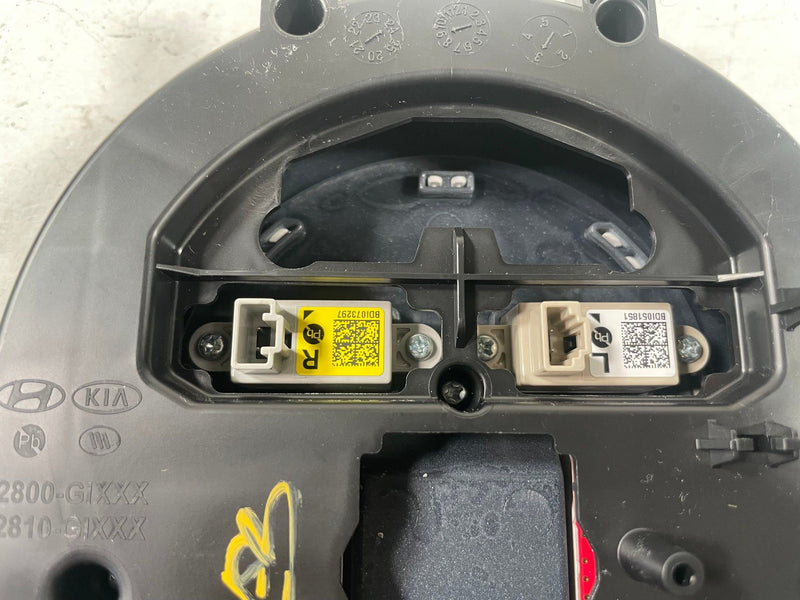 Load image into Gallery viewer, 2025-2026 HYUNDAI IONIQ 5 OVERHEAD ROOF CONSOLE DOME LIGHT LAMP SWITCH # 112542
