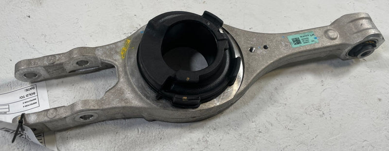 Load image into Gallery viewer, 2022-25 HYUNDAI IONIQ 5 6 GV60 REAR LEFT LOWER CONTROL ARM SPRING PERCH # 109872
