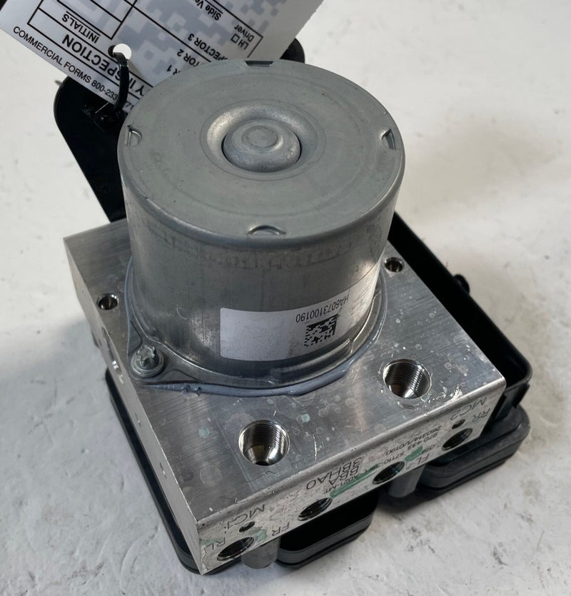 Load image into Gallery viewer, 2025 - 2026 ACURA ADX ANTI LOCK BRAKE PUMP CONTROL MODULE 57110-3BH-A02 # 113939
