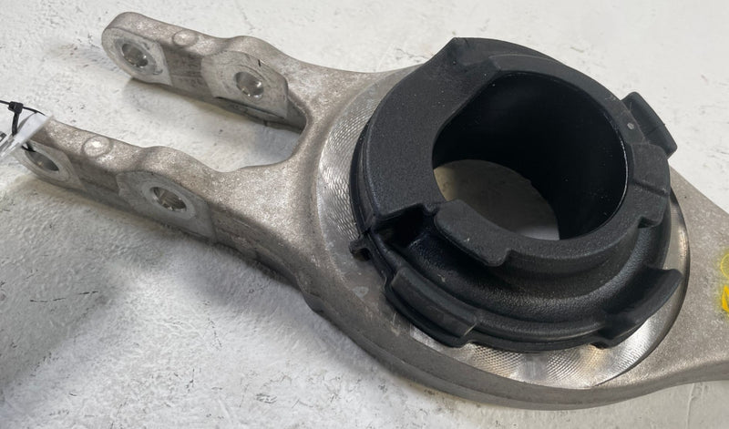 Load image into Gallery viewer, 2022 - 2025 HYUNDAI IONIQ 5 6 REAR RIGHT LOWER CONTROL ARM SPRING PERCH # 109857

