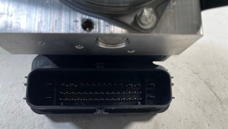 Load image into Gallery viewer, 2025 - 2026 ACURA ADX ANTI LOCK BRAKE PUMP CONTROL MODULE 57110-3BH-A02 # 113939
