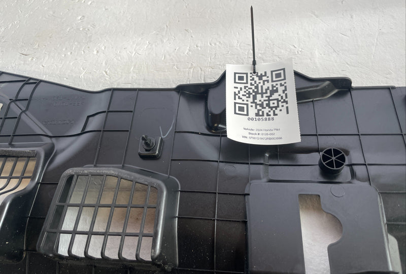 Load image into Gallery viewer, 2023-2025 HONDA PILOT RADIATOR CORE UPPER SIGHT SHIELD COVER PANEL 3.5L # 105888
