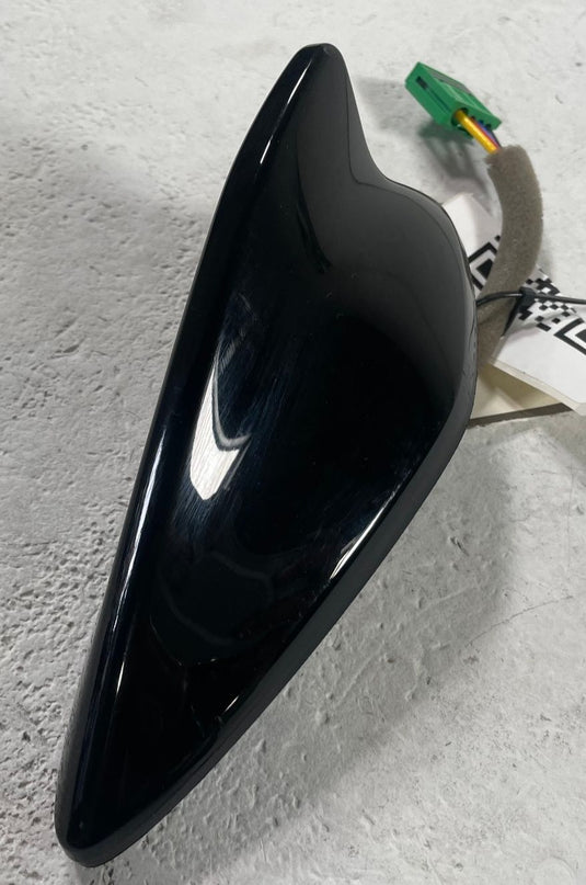 2025 - 2026 HYUNDAI IONIQ 5 TOP ROOF SHARK FIN RADIO ANTENNA BLACK