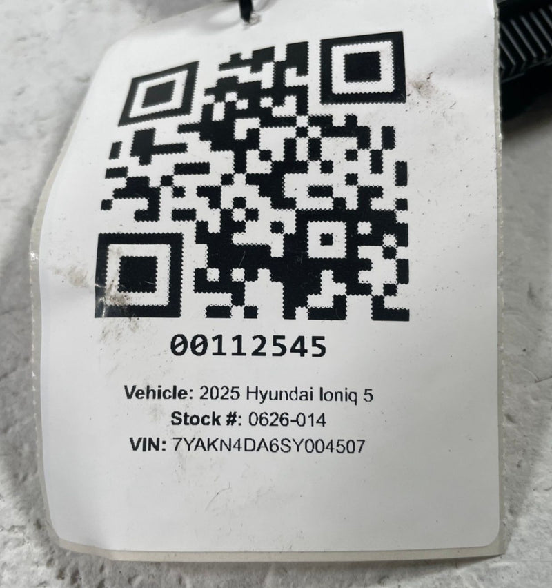 Load image into Gallery viewer, 2025 - 2026 HYUNDAI IONIQ 5 LIFTGATE CONTROL MODULE UNIT 81870-PI100 # 112545

