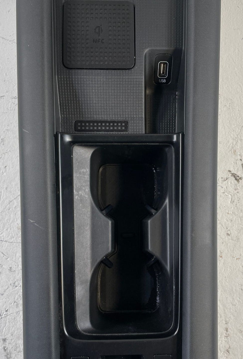 Load image into Gallery viewer, 23-25 HYUNDAI IONIQ 6 FRONT UPPER CENTER CONSOLE W/ WINDOW DOOR SWITCH # 109855
