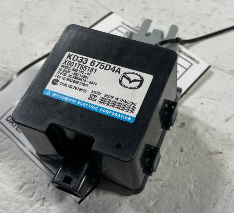Load image into Gallery viewer, 2013 - 2025 MAZDA CX-5 KEYLESS ENTRY RECEIVER CONTROL MODULE KD33675D4A # 111131

