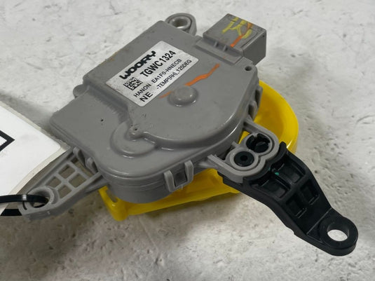 2022-2026 HYUNDAI IONIQ 5 HVAC AC HEATER FLAP SERVO DOOR MOTOR ACTUATOR
