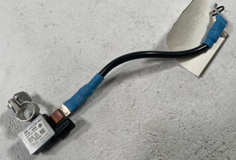 Load image into Gallery viewer, 2025 - 2026 HYUNDAI IONIQ 5 NEGATIVE BATTERY TERMINAL CABLE W/ SENSOR # 112553

