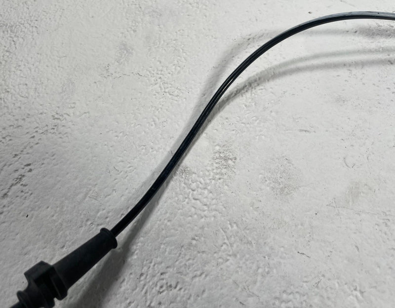 Load image into Gallery viewer, 2025-2026 HYUNDAI IONIQ 5 FRONT LEFT DRIVER SIDE ABS WHEEL SPEED SENSOR # 112538
