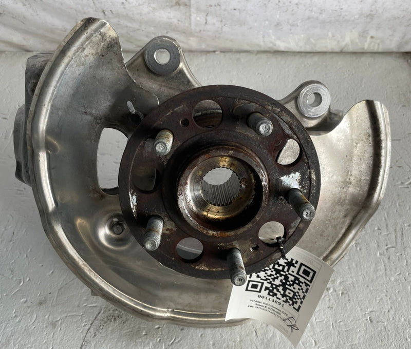 Load image into Gallery viewer, 2019-2026 GENESIS G70 FRONT RIGHT SIDE SUSPENSION SPINDLE KNUCKLE W/ HUB #113891
