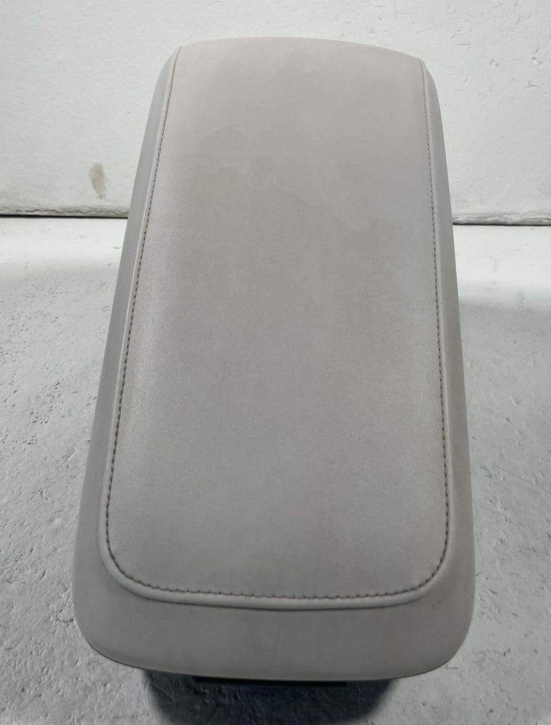 Load image into Gallery viewer, 2025-2026 HYUNDAI IONIQ 5 CONSOLE STORAGE TRAY BOX &amp; ARMREST LID COVER # 112606
