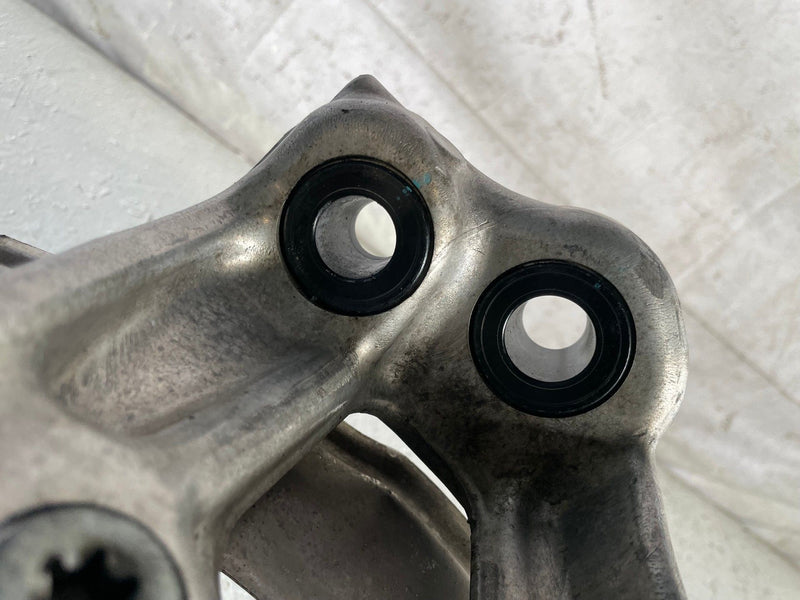 Load image into Gallery viewer, 2019-2026 GENESIS G70 FRONT RIGHT SIDE SUSPENSION SPINDLE KNUCKLE W/ HUB #113891
