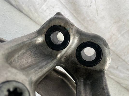 2019-2026 GENESIS G70 FRONT RIGHT SIDE SUSPENSION SPINDLE KNUCKLE W/ HUB