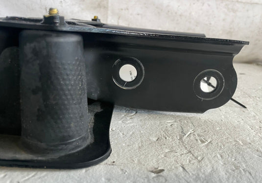 2022 - 2026 GENESIS G70 REAR RIGHT SIDE LOWER CONTROL ARM SPRING PERCH