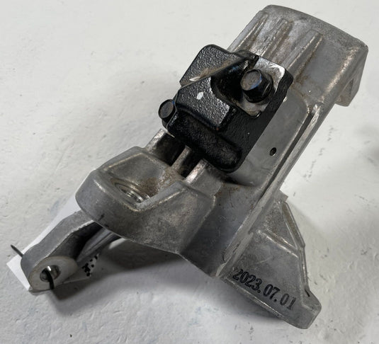 2022 - 2025 KIA EV6 AWD FRONT RIGHT SIDE ENGINE MOUNT BRACKET SUPPORT