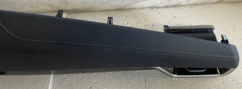 Load image into Gallery viewer, 25-26 ACURA ADX DASH DASHBOARD RIGHT SIDE AC AIR VENT GRILLE W/ BEZEL # 114023
