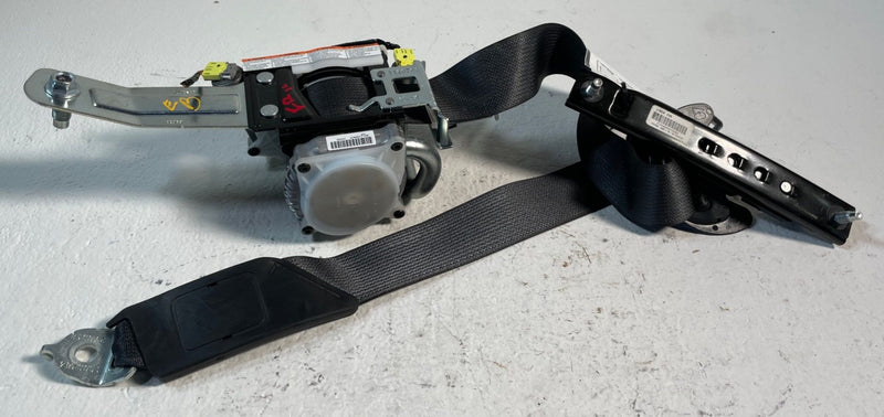 Load image into Gallery viewer, 2016-2022 ACURA ILX FRONT RIGHT PASSENGER SIDE SEAT BELT RETRACTOR BLACK #106979

